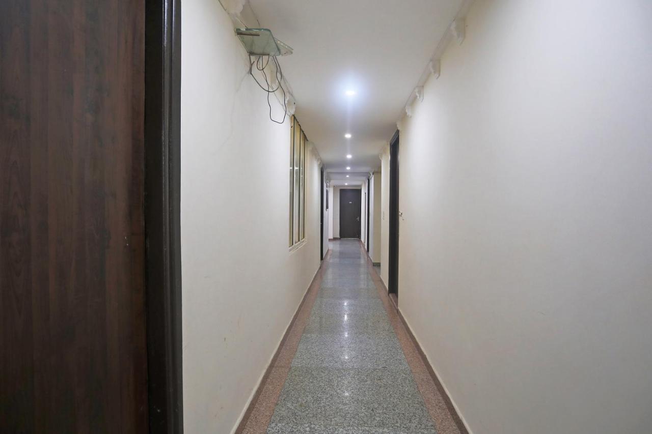 Hotel Rampal Palace ニューデリー エクステリア 写真