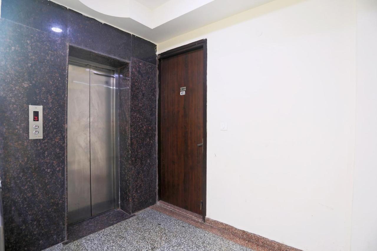Hotel Rampal Palace ニューデリー エクステリア 写真